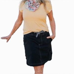 Rip Skirt Hawaii “Sporty” Skirt, Size S, Black with Gray Stitching